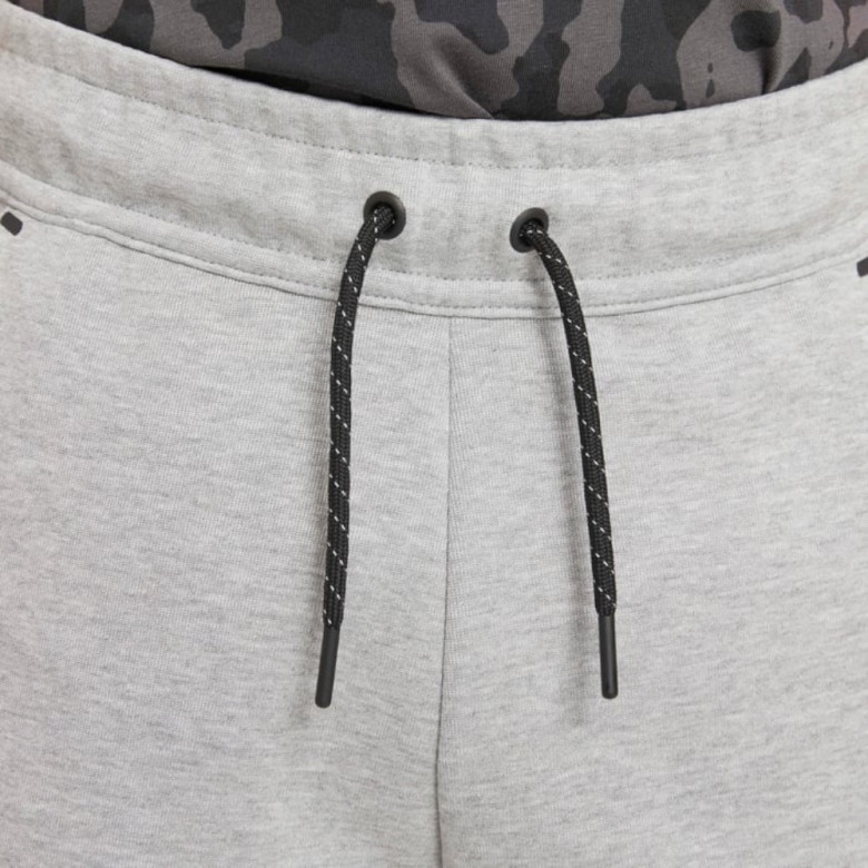 Шорты Nike Sportswear Tech Fleece 2