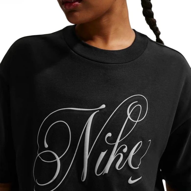 Sportswear Women's Oversized Short-Sleeve T-Shirt 2