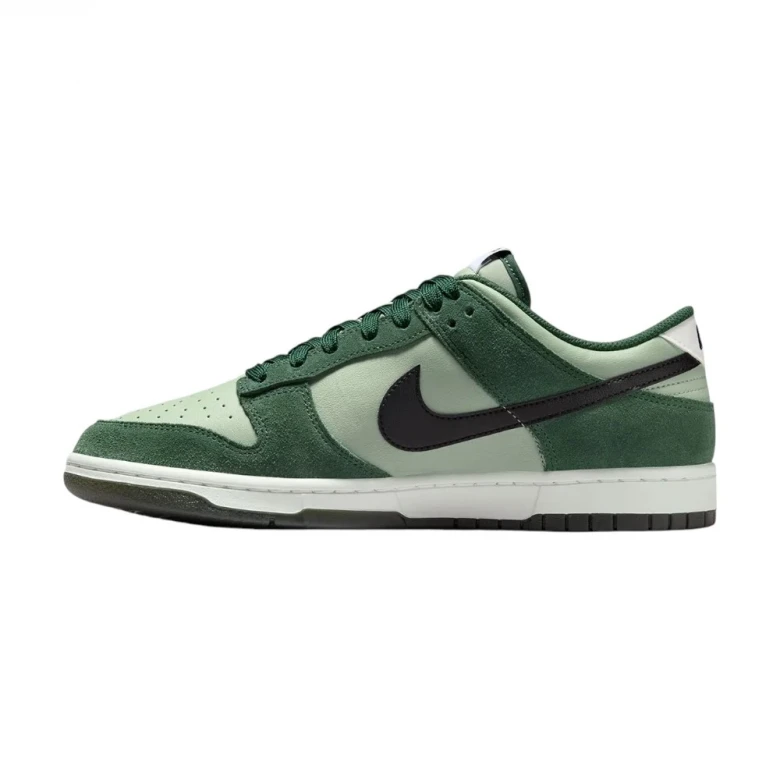Dunk Low Retro SE 1