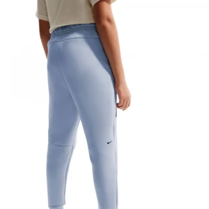 Sportswear Tech Fleece 1