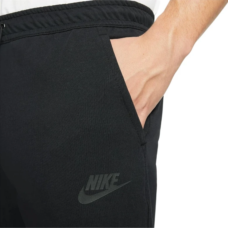 Sportswear Tech Essentials 3