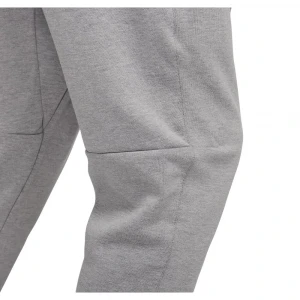 Sportswear Tech Essentials 5