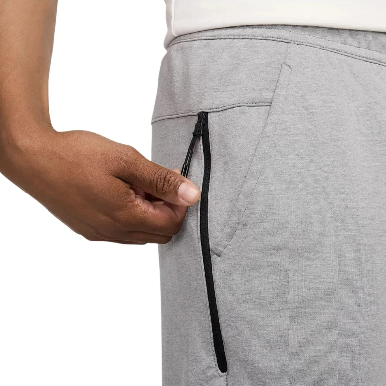 Sportswear Tech Essentials 4