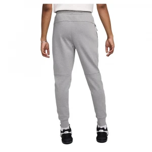 Sportswear Tech Essentials 1