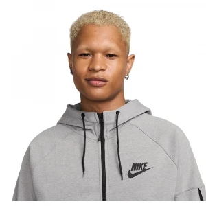 Sportswear Tech Essentials 2