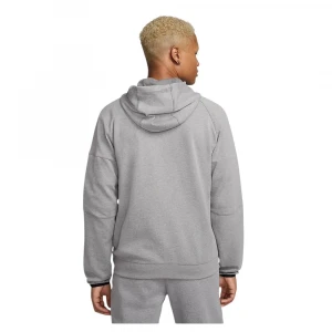 Sportswear Tech Essentials 1