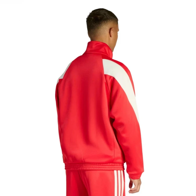 Stadium Tracktop 1