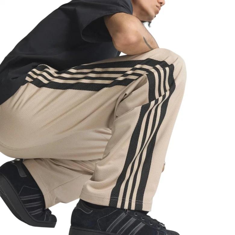Loose Mesh Trackpants 2