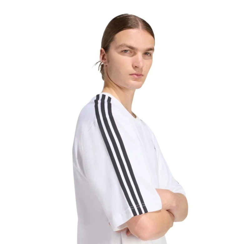 Adicolor 3-Stripes Oversized Tee 4