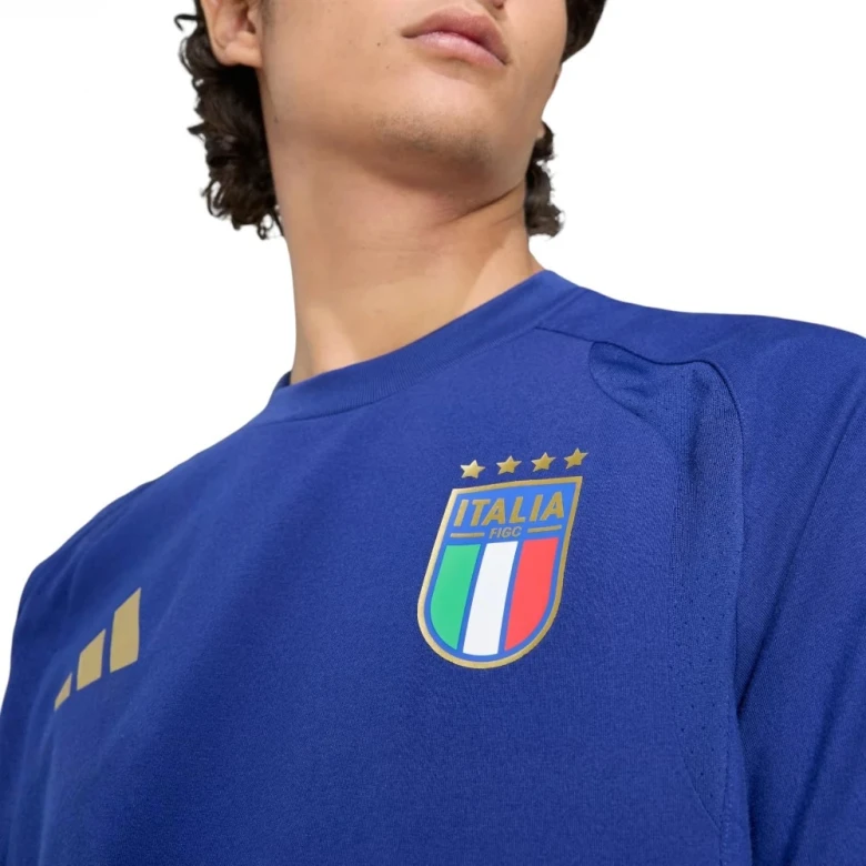 Italy Tiro Travel Tee 4