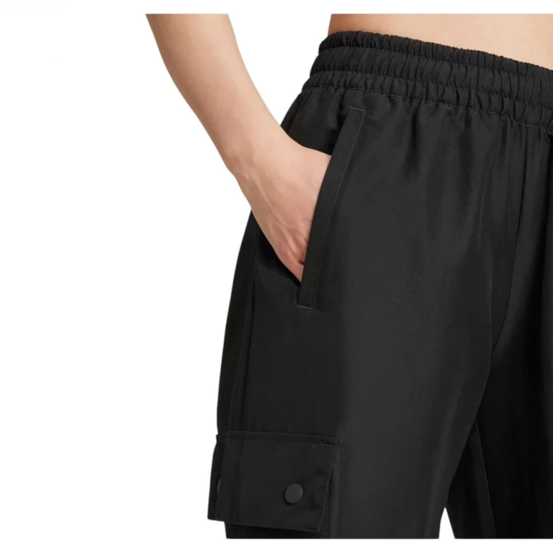 Essentials Woven Cargo Pants 4