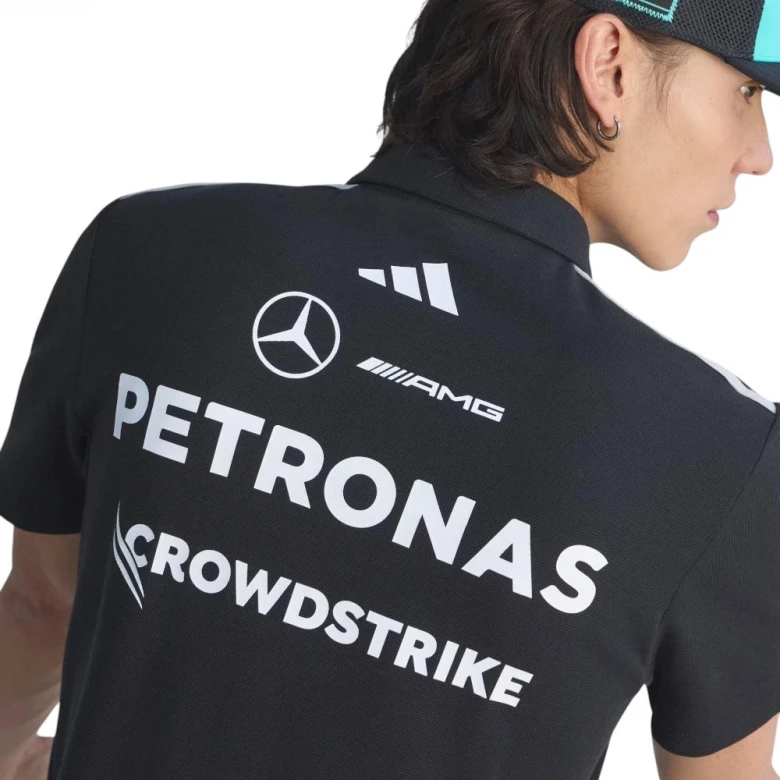 Mercedes - Amg Petronas Formula 1 Team Engineers 4
