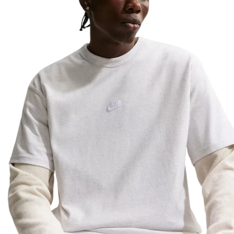 Sportswear Premium Essentials 2