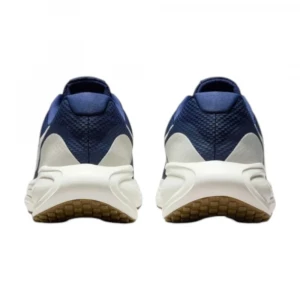 Revolution 8 Running 3