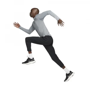 Dri-FIT Challenger 6