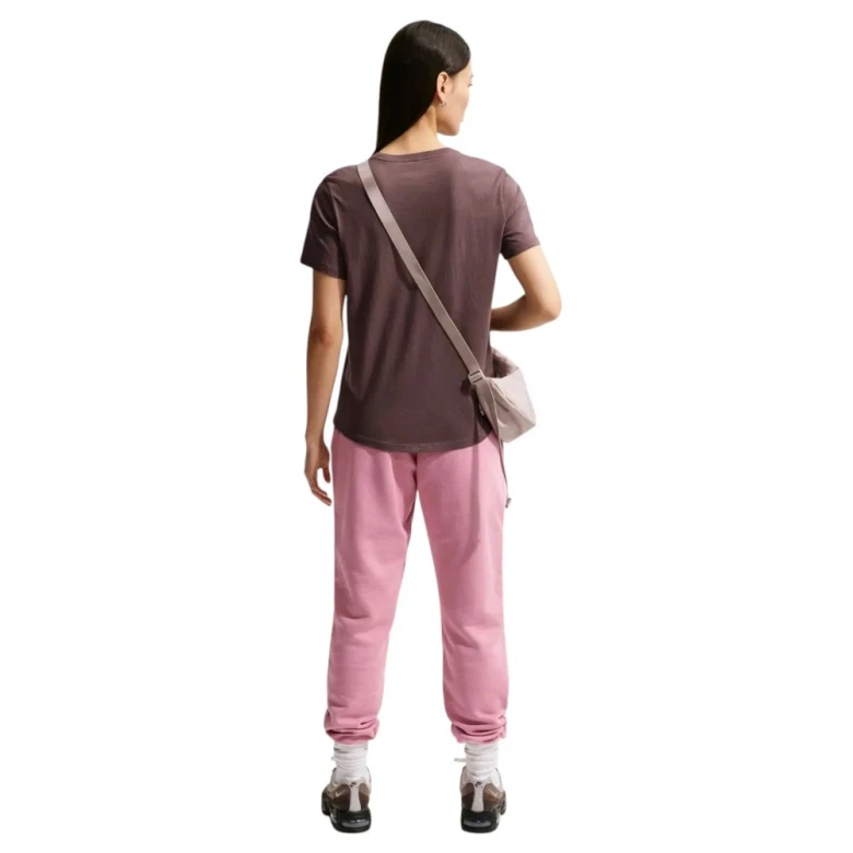 Sportswear Club Essentials 4