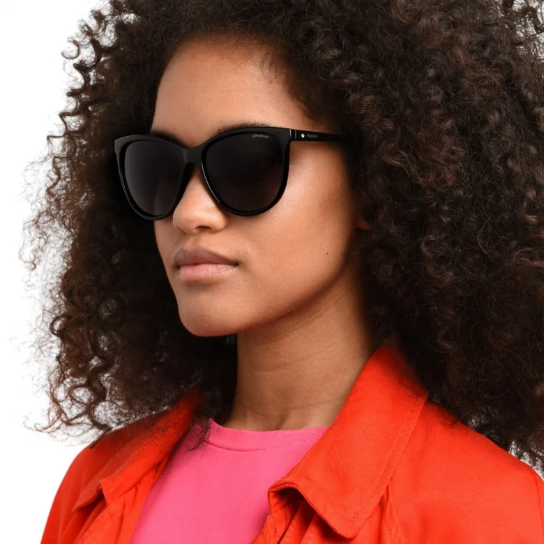 Женские черные солнцезащитные очки Polaroid 3