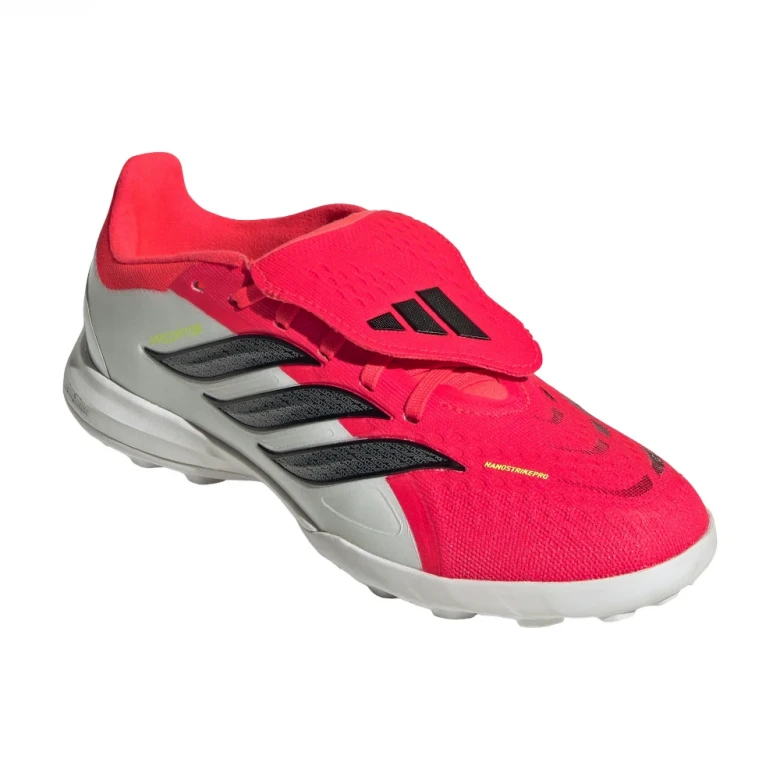 Predator Pro Fold-Over Tongue Turf 2