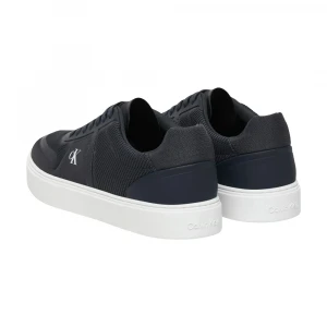 Classic Cups Laceup Knit 1