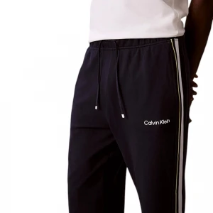 брюки logo tape terry pant 2