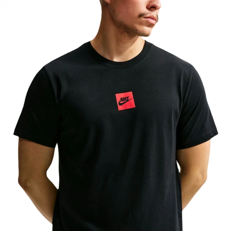 Sportswear Club Futura Box 2