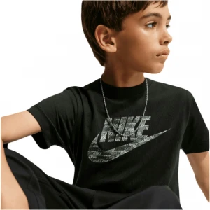 Sportswear Club 3