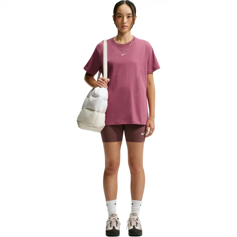 Sportswear Classic 0