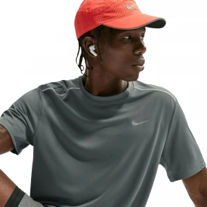 Dri-FIT UV Miler 2
