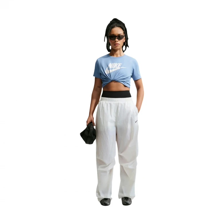 Sportswear Essentials 1