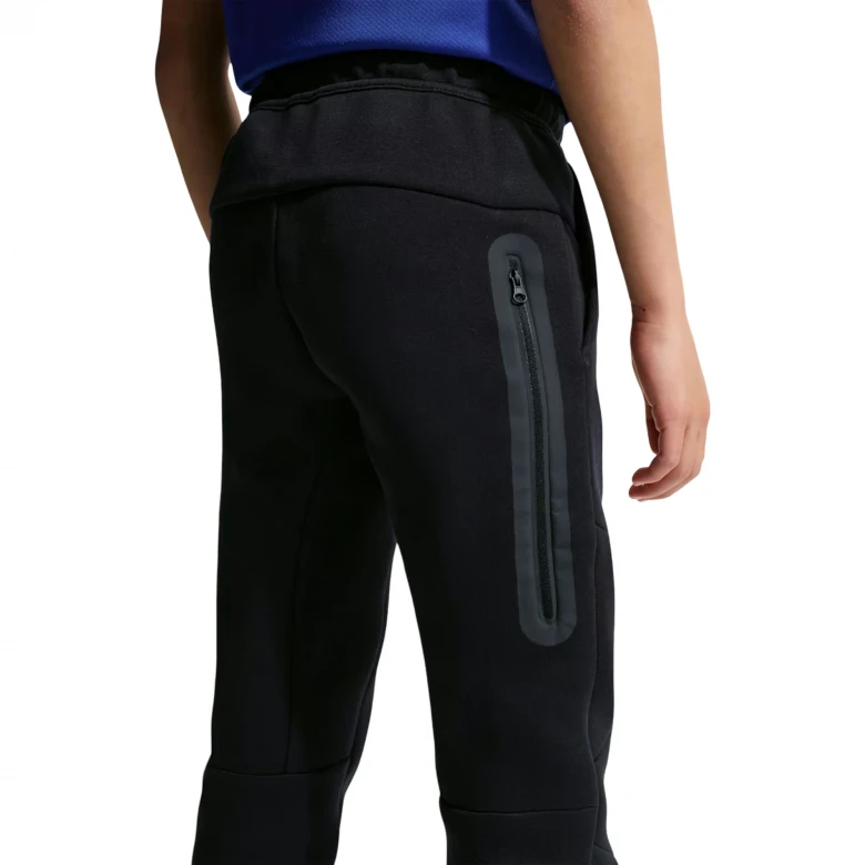 Chelsea F.C. Tech Fleece 1