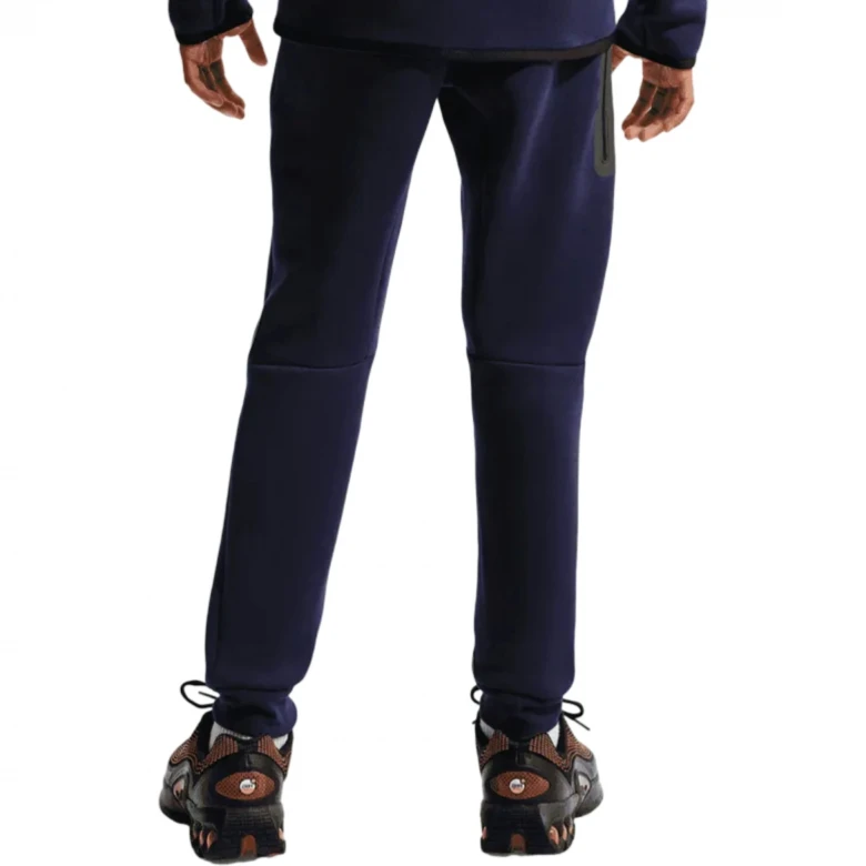 FC Barcelona Tech Fleece 1