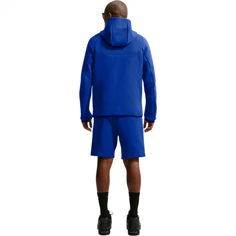 Paris Saint-Germain Tech Fleece Windrunner 3