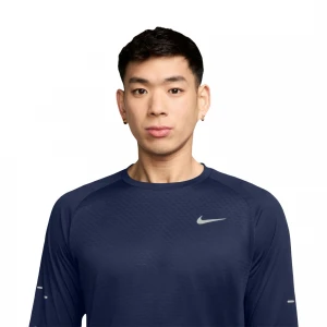 Dri-FIT ADV Stride 2