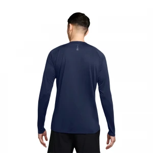 Dri-FIT ADV Stride 1