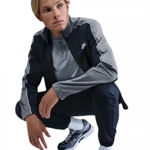 Sportswear Club Tracksuit 4
