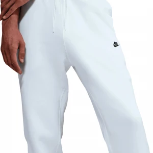 Sportswear Club 0
