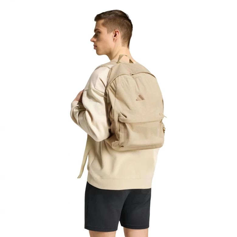 Essentials Material 0