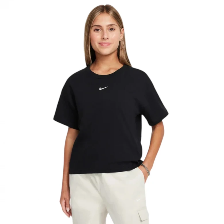 Sportswear Essential