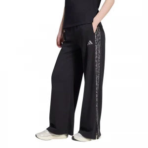 Seasonal Essentials Animal Print 3-Stripes