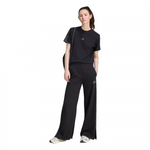 Seasonal Essentials Animal Print 3-Stripes 1