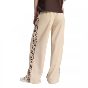 Seasonal Essentials Animal Print 3-Stripes 4