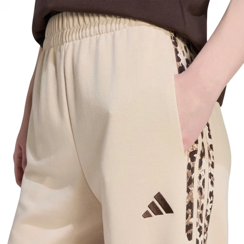 Seasonal Essentials Animal Print 3-Stripes 3