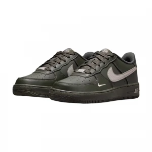 Air Force 1 Tech Essential 4