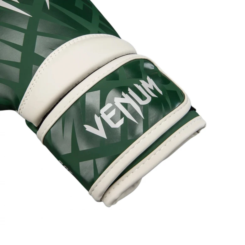 Contender 1.5 XT Kids Boxing Gloves 0