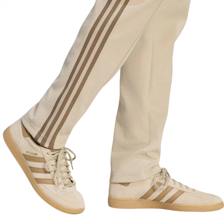 Beckenbauer Track 1