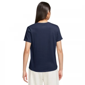 Sportswear Essentials 2