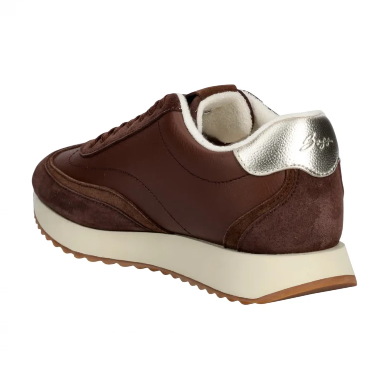 Sneaker 4