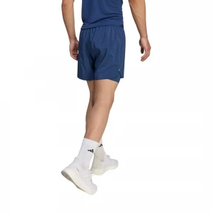 Run Essentials 21 Shorts 2