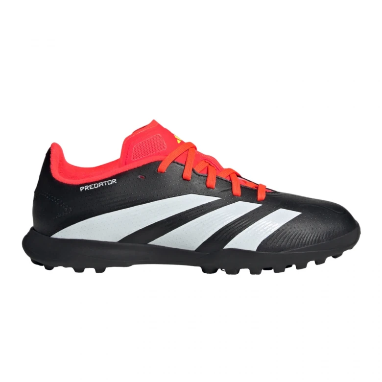 Бутсы Adidas Predator